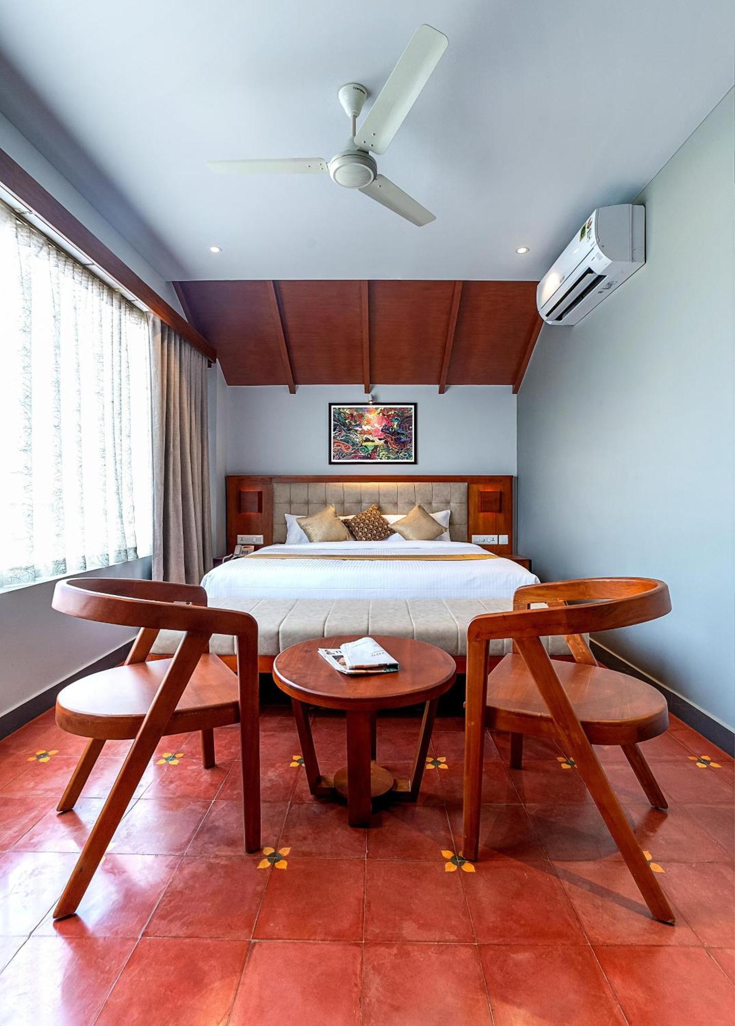 Palcastle Regency Hotel ปาลักกัด ภายนอก รูปภาพ